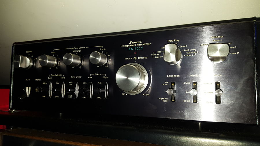 SANSUI AU-7900